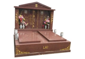 Double Monument in Ruby Red Indian Granite for Lai at Springvale Botanical Cemetery